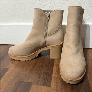 NWOT faux suede nude Chelsea boots